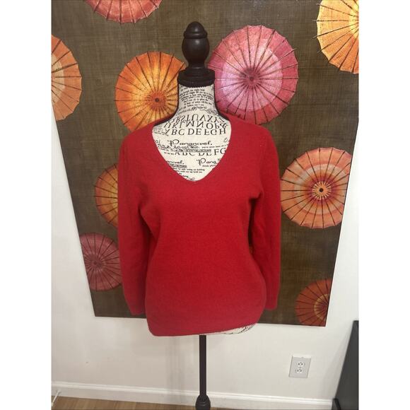 41 Hawthorn 100% Cashmere Red Sweater Quiet Luxe Timeless Holiday Classic Sz L - Picture 1 of 4